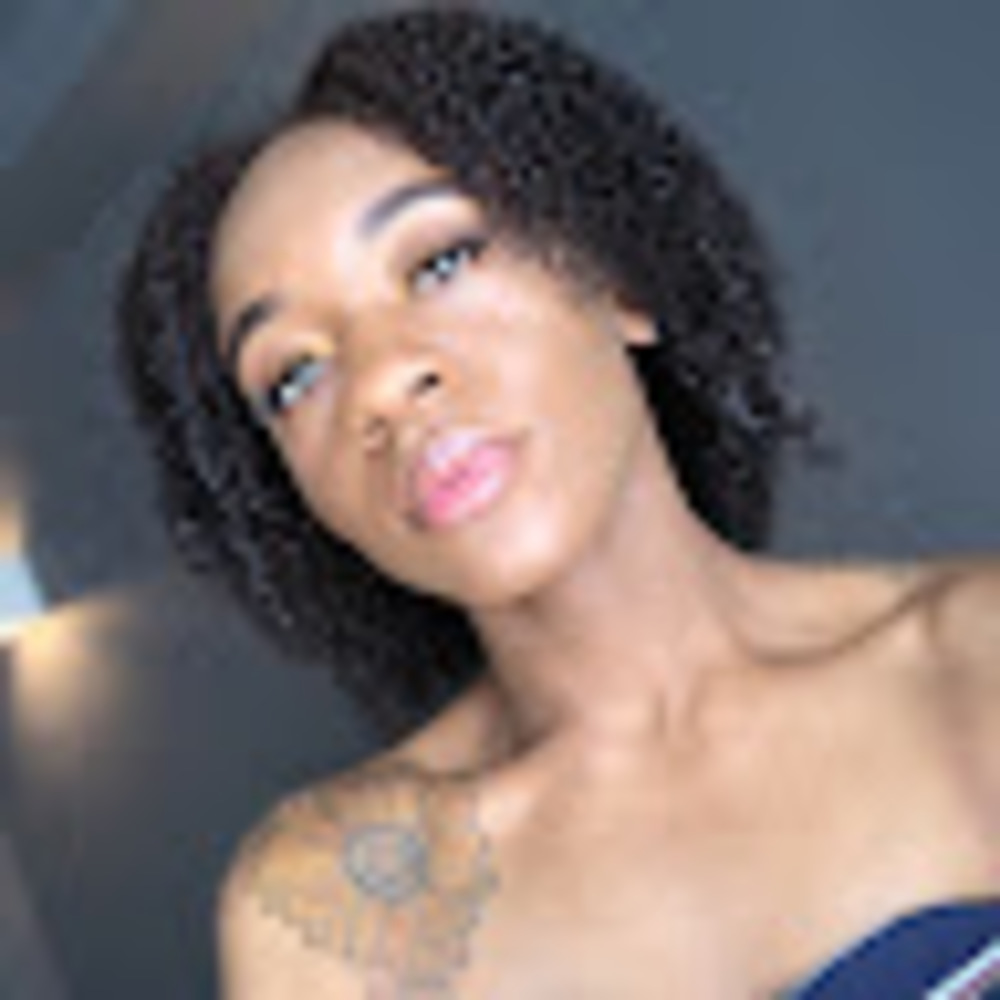 Meet your Posher, Amber